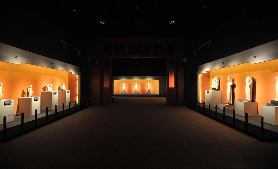 museum light