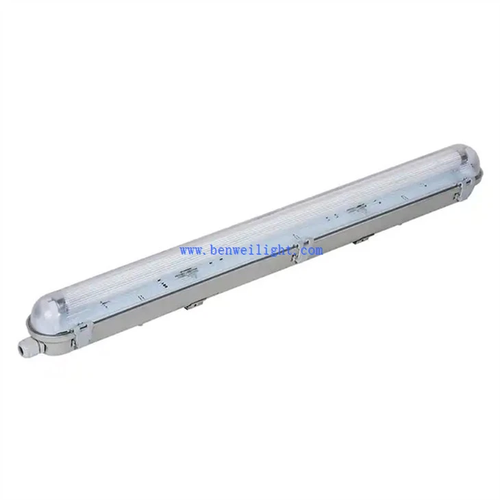 Dimmable IP66 Tri-proof Light (1)