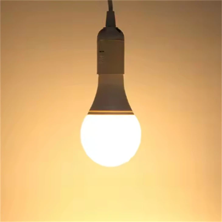 لمبات LED E27 18 وات