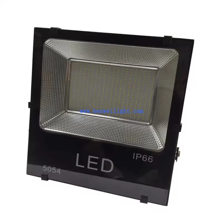 Outdoor LED Projector Light (1)