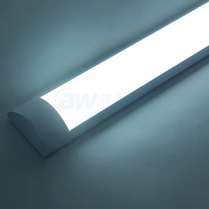 ضوء سطحي LED خطي نحيف