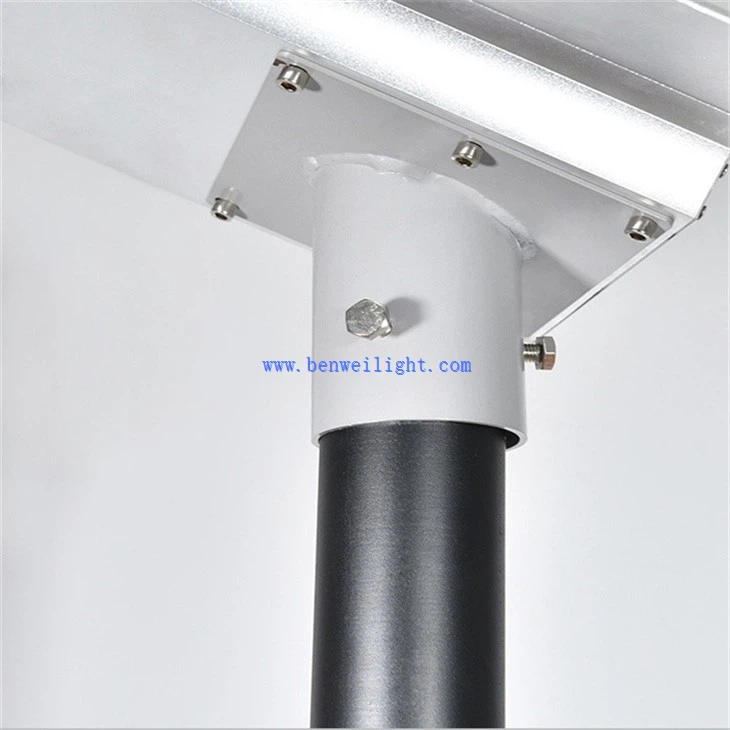 Solar-powered Street Lamp (4)